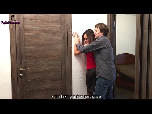 ❤️ I-Realtor e-Sexy idlala i-pussy kunye ne-Fucks ngelixa ithengisa igumbi layo-Krempai ❤️  kumanyala xh.pornpics-de.ru ❌️❤